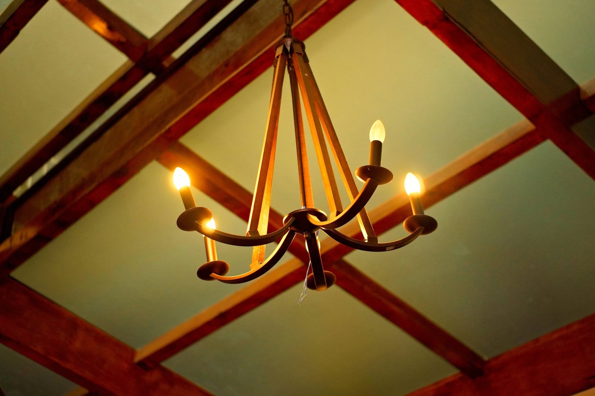 Dining chandelier at Tea Tot Hotel, Machakos